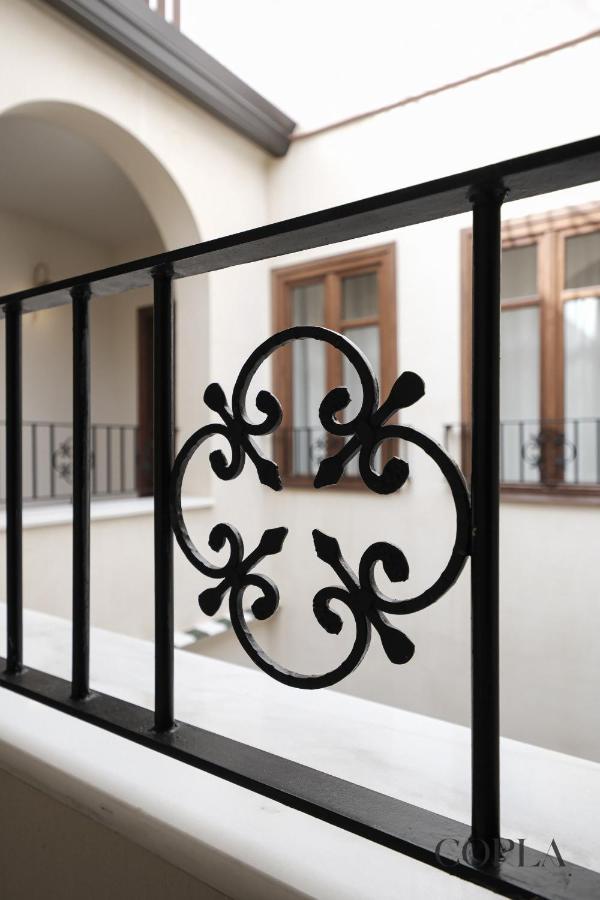 Luxury, Art And Deco Apt Para 4pax Cerca De Plaza De Espana Appartement *